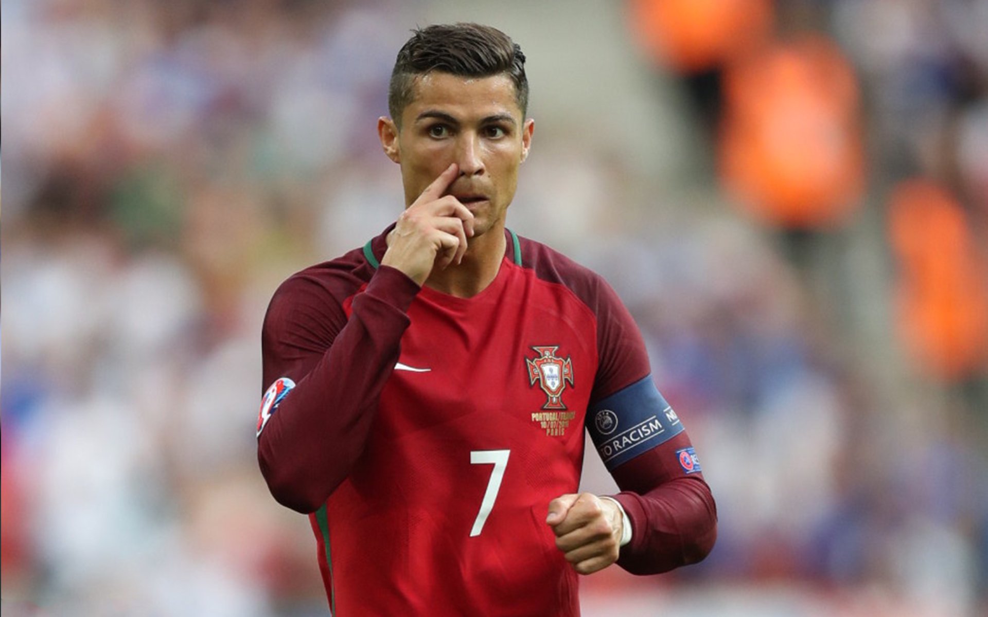 拜仁双后腰拦截覆盖能力极强,拜仁套后腰